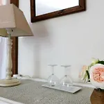Alojamento de Acomodação e Pequeno-almoço Mas Des Bougainvillees 3*